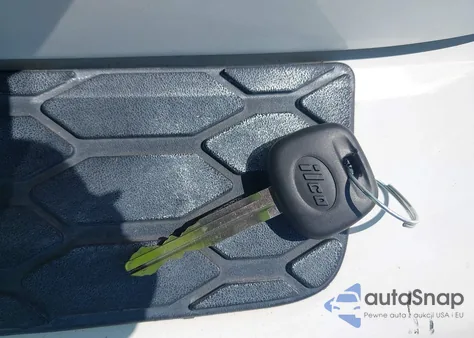 2009 Toyota Matrix S из США, поврежденный, VIN 2T1KE40E89C004104